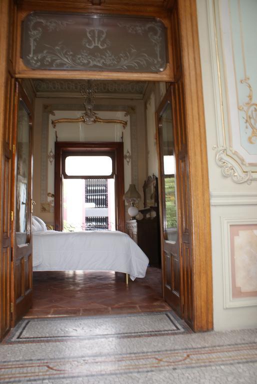 Leonora Hostal Puebla Bilik gambar