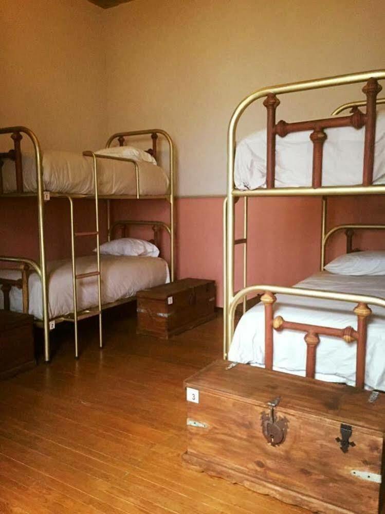 Leonora Hostal Puebla Luaran gambar