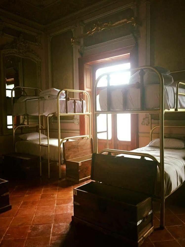 Leonora Hostal Puebla Luaran gambar